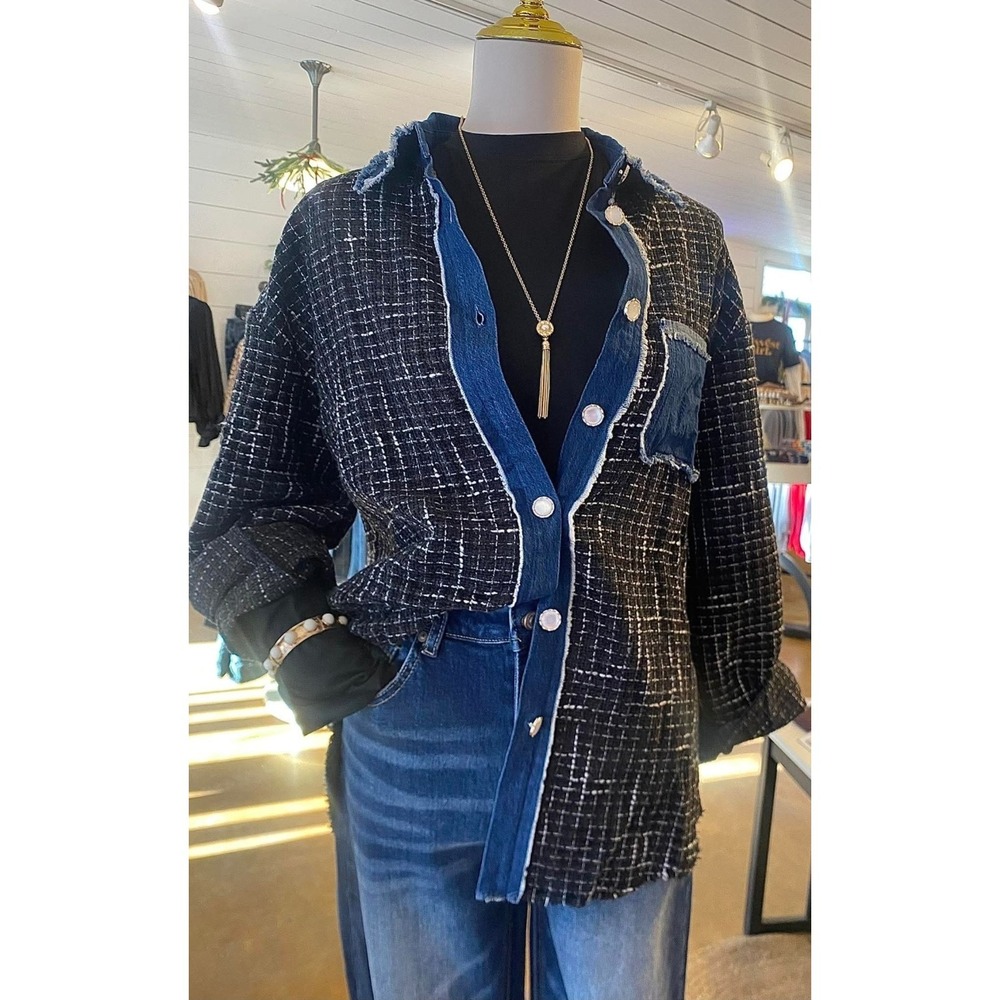 Umgee Women's Black Blue White Plaid Button Collared Long Sleeve Frayed Top